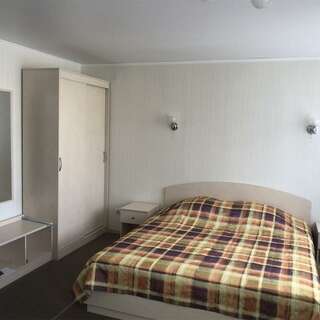 Гостиница Русь Орёл 1-я категория "Дабл" (широкая кровать, стандарт,3000)-6