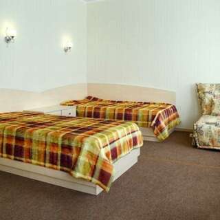 Гостиница Русь Орёл 3-я категория многоместный (три отдельные кровати,4500)-3